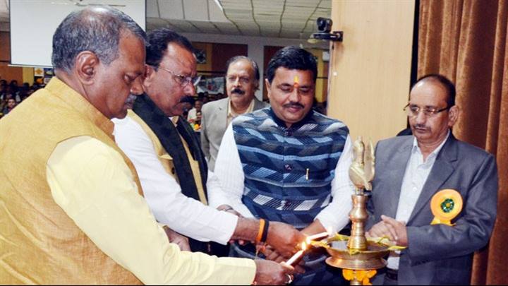 संरक्षित खेती की नई तकनीकी से फसल उत्पादन दुगना हो सकता है - उद्यानिकी मंत्री श्री कुशवाह